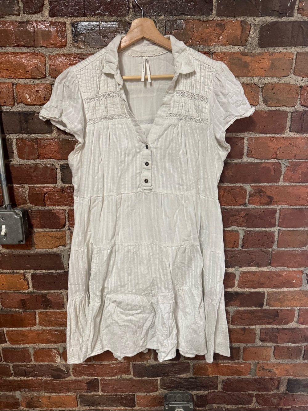 Anthropologie White/Cream Short-Sleeve Tiered Mini Dress Size Large